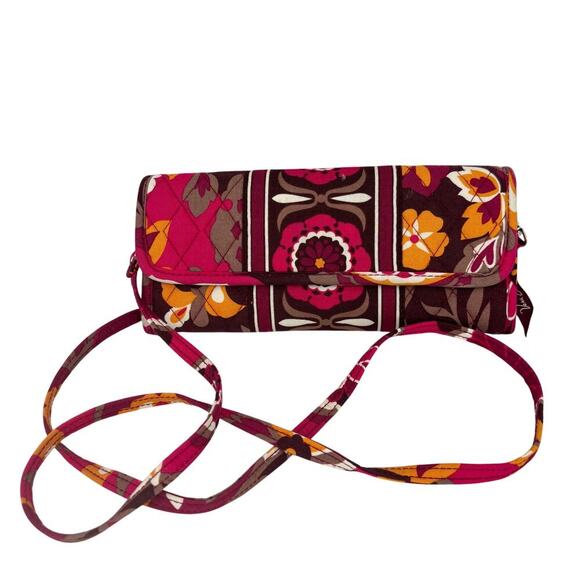 Vera Bradley Crossbody Wallet Bag Carnaby Floral Trifold Magnetic Closure - Picture 1 of 12